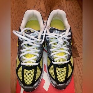 Nike Wmns Air Pegasus 2005 White Metallic Silver Black Yellow Women Size 8.5 New